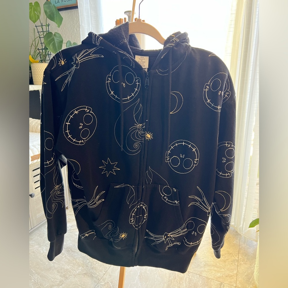 Nightmare before Christmas zipper hoodie(xs)